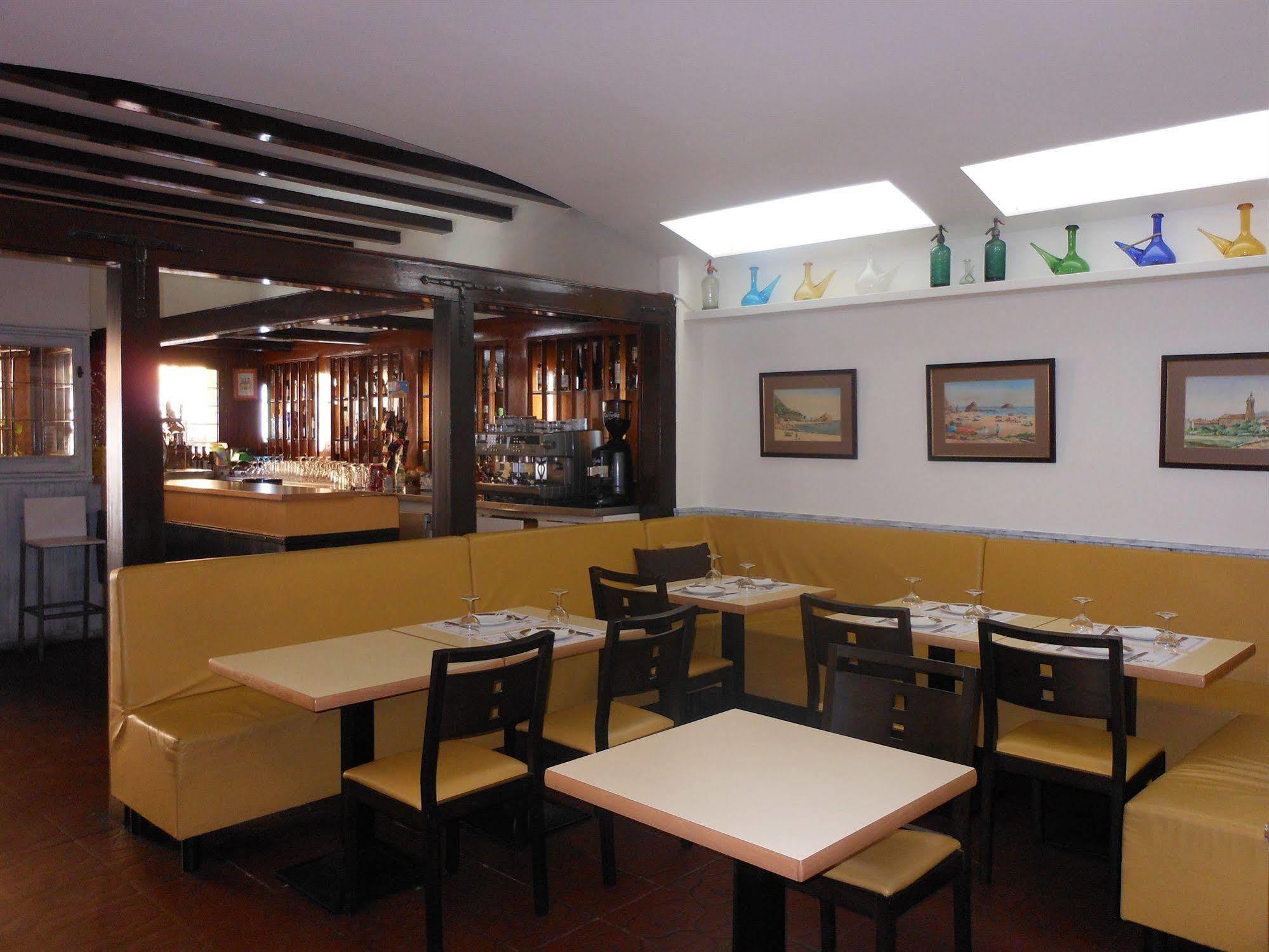 Hostal Can Pou 비드레레스 외부 사진